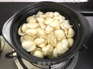 冰糖玫瑰百合的做法步骤：3
