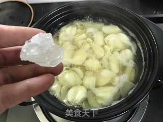 冰糖玫瑰百合的做法步骤：4