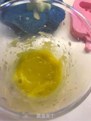 美味水果酸奶冰棒的做法步骤：2