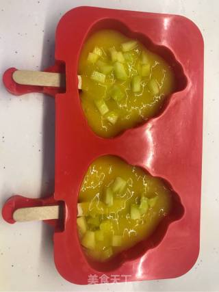 美味水果酸奶冰棒的做法步骤：6