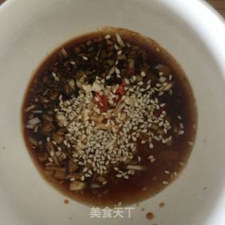 西兰花木耳拌云丝的做法步骤：6