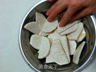 炸香芋片的做法步骤：3