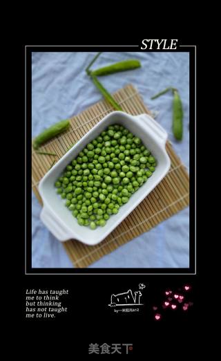 香辣五花肉烧豌豆的做法步骤：1