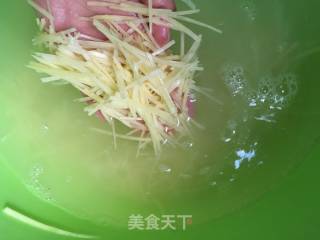 酸辣土豆丝的做法步骤：3