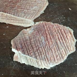 炸猪排的做法步骤：1