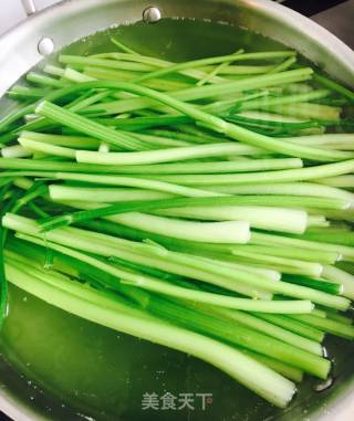 芹菜猪肉水饺的做法步骤：7