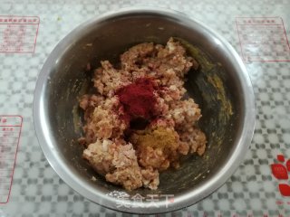 自制脆皮肠的做法步骤：4