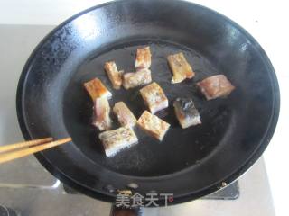 茄子咸鱼煲的做法步骤：4
