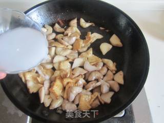 菱角炒鸡片的做法步骤：7
