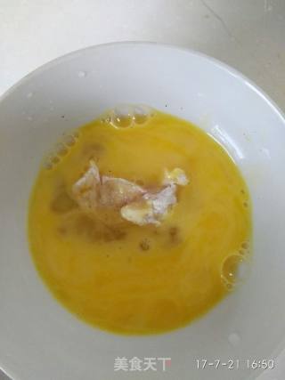 糖醋鸡肉的做法步骤：3