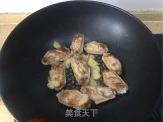 姜可乐鸡翅的做法步骤：4