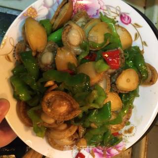 尖椒炒鲍鱼的做法步骤：4