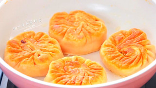 番茄鸡蛋馅饼的做法步骤：11