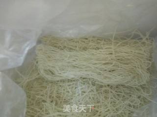米粉汤的做法步骤：4