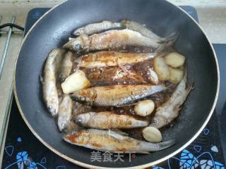 红烧花骨鱼的做法步骤：4