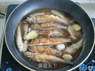 红烧花骨鱼的做法步骤：5