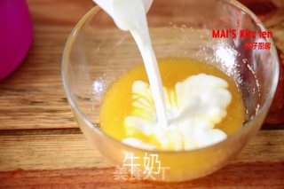 清新快手 | 抹茶蜜豆夹心蛋糕的做法步骤：3