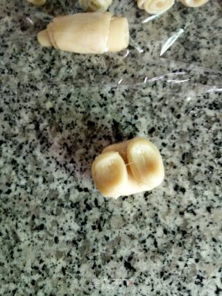 玫瑰红豆饼的做法步骤：8