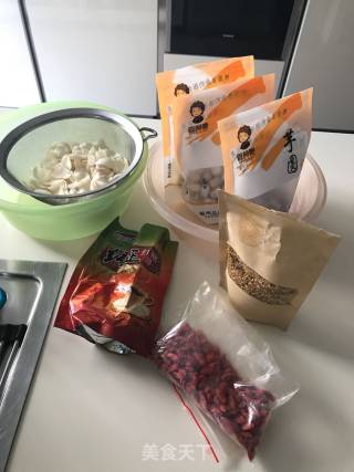 金桂红糖芋圆的做法步骤：1