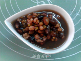 三豆薏米粥的做法步骤：9