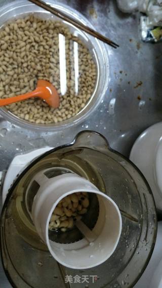 自制肠粉的做法步骤：1