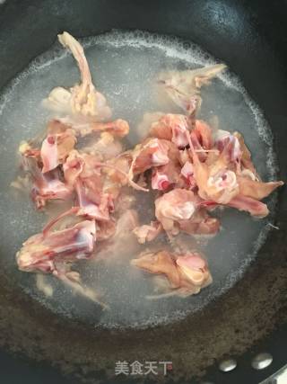 红烧鸡锁骨的做法步骤：4