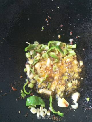 鱼香肉丝的做法步骤：7