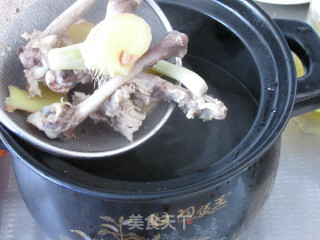香菇鸡汤的做法步骤：9
