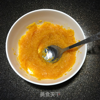 南瓜戚风蛋糕的做法步骤：2