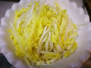 糖醋拌白菜的做法步骤：2