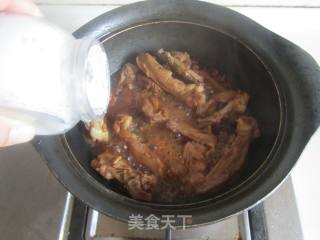 红烧鸭锁骨的做法步骤：8