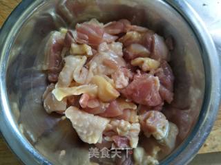 辣子鸡丁的做法步骤：2