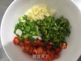 酸汤水饺的做法步骤：2