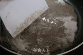 褐麦鸡蛋饼的做法步骤：5