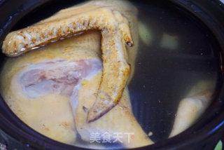 三伏养生老鸭汤的做法步骤：2