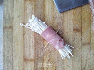 十分钟的快手菜 培根金针卷的做法步骤：6