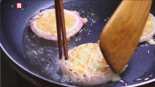 洋葱圈蛋饼的做法步骤：5