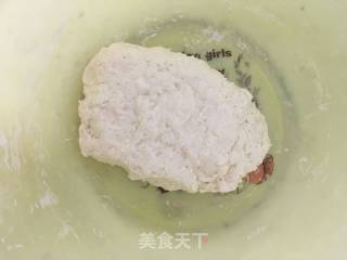 麻酱油饼的做法步骤：1