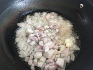 饭遭殃、肚撑破滴【土豆牌】【正宗台湾卤肉饭】的做法步骤：4