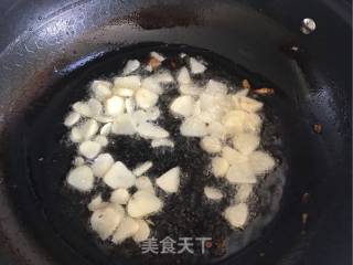 饭遭殃、肚撑破滴【土豆牌】【正宗台湾卤肉饭】的做法步骤：6
