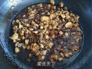 饭遭殃、肚撑破滴【土豆牌】【正宗台湾卤肉饭】的做法步骤：11