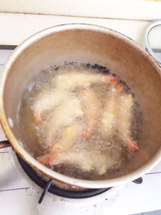 黄金炸虾的做法步骤：7