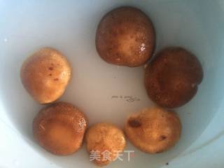 白虾豆腐煲的做法步骤：1