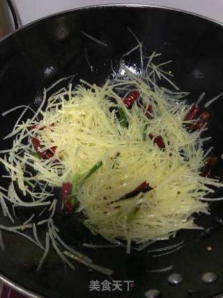 酸辣土豆丝的做法步骤：5