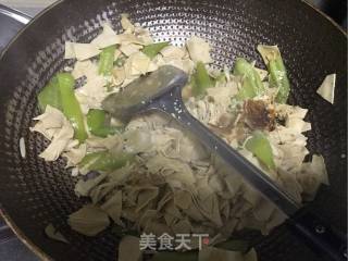 尖椒干豆腐的做法步骤：8