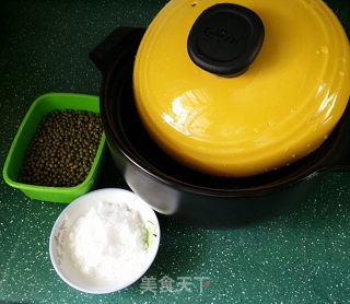 绿豆汤的做法步骤：1
