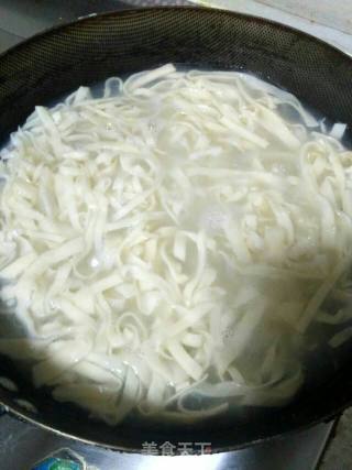 手擀面的做法步骤：9