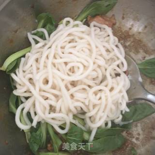 肉炒乌冬面的做法步骤：9