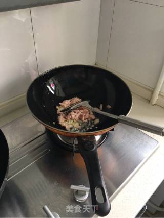 培根蛋炒饭的做法步骤：4