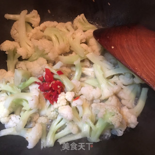 剁椒花菜的做法步骤：7